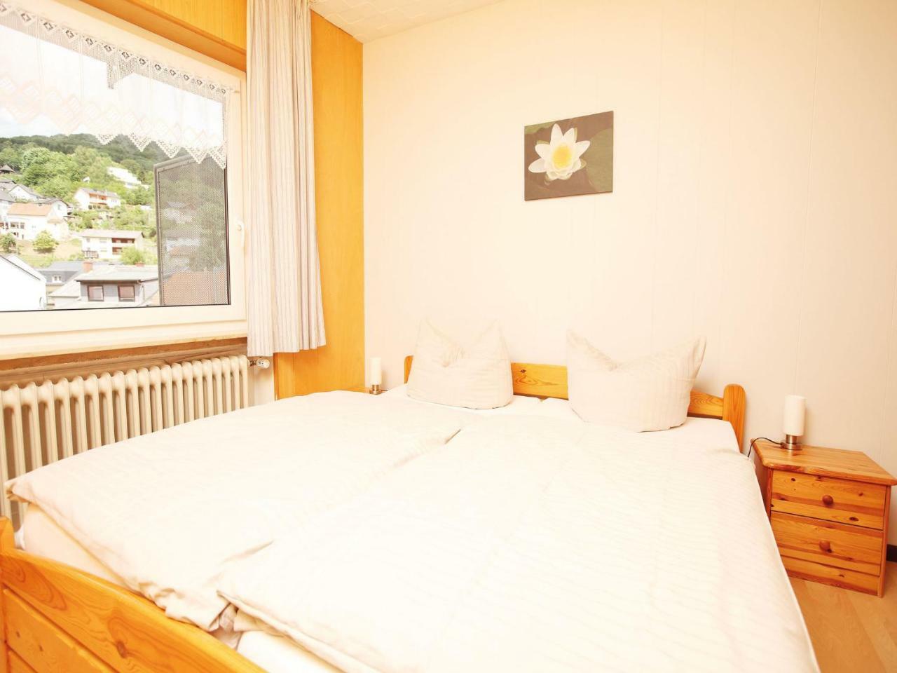 Spacious Apartment In Bollendorf In Nature Park ภายนอก รูปภาพ